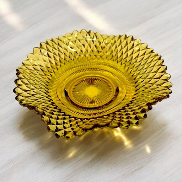 Vintage Amber Gold Federal Glass Bowl Decorative Ruffled Edges - Picture 1 of 4